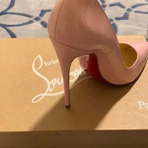 Louboutin So Kate